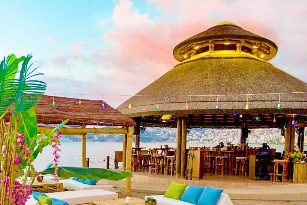 Tiki Bar